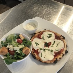 Stella's Bistro - Brick oven pizzeria and gelato
