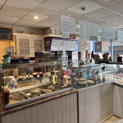 Grogan's Café and Ice Cream Parlour