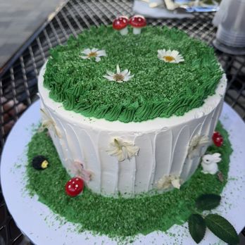 Art's Bakery & Cafe - Cake - Bakeries Near Me - Glendale, California Art's Bakery & Cafe - Cake - Bakeries Near Me - Glendale, California