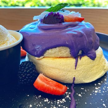 Fluffy Fluffy Dessert Cafe - Ube pancakes - Desserts Near Me - Orlando, Florida Fluffy Fluffy Dessert Cafe - Ube pancakes - Desserts Near Me - Orlando, Florida