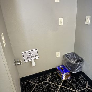 La Quinta by Wyndham Olathe - Construction - Hotels Near Me - Olathe, Kansas