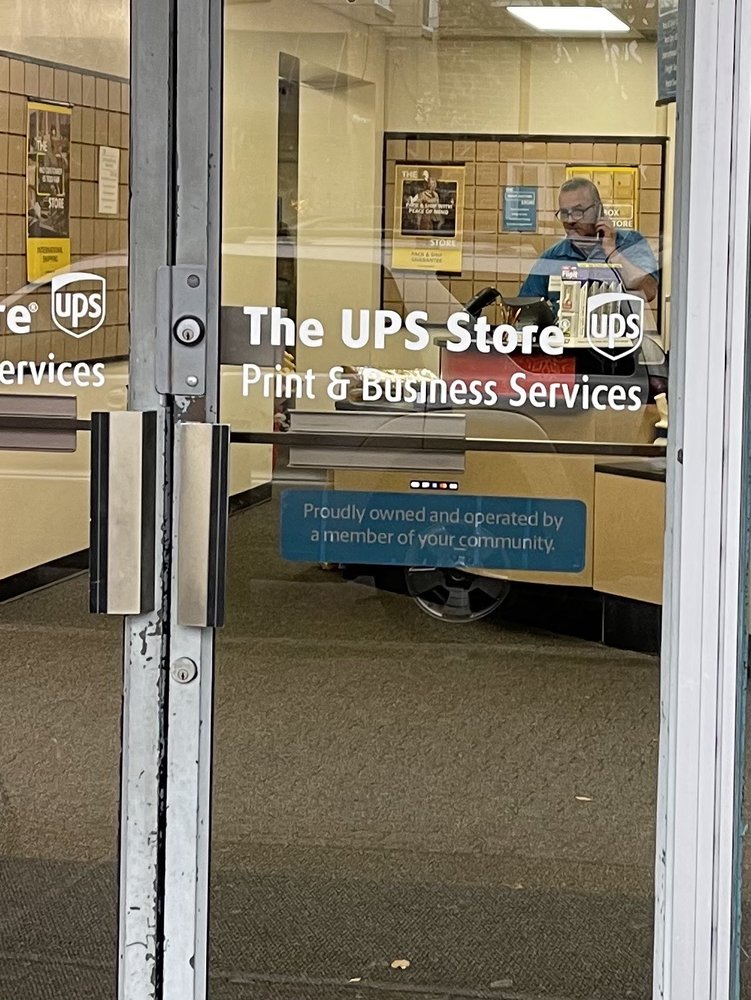 THE UPS STORE 19 Photos & 66 Reviews 2308 Mt Vernon Ave, Alexandria