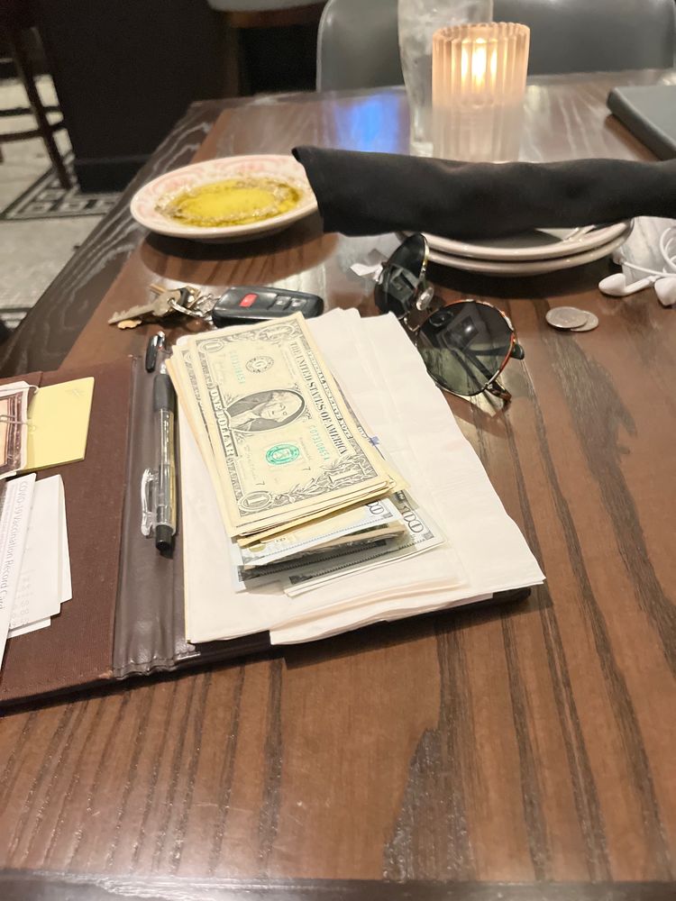 GRAPE JUICE Updated September 2024 262 Photos & 347 Reviews 623