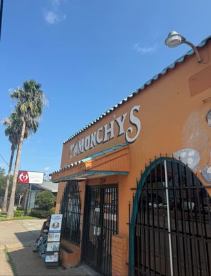 Monchy's by null