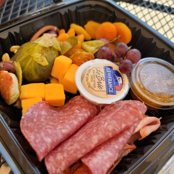 Wilson Creek Winery - Charcuterie Box - Wineries Near Me - Temecula, California