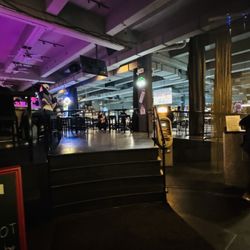 Cue Bar