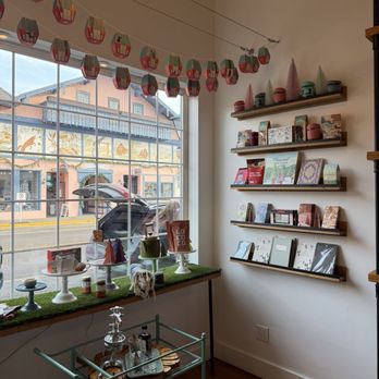 J5 Coffee - Inside the shop - lots of cute little cards and mugs - Coffee & Tea Near Me - Leavenworth, Washington