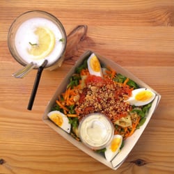 Palo Alto - Salade gravlax saumon et citronnade maison ! On est bien :)