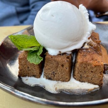 Sama Sama Kitchen - Date Cake - Cocktail Bars Near Me - Santa Barbara, California