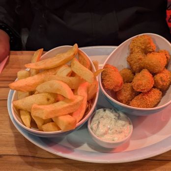 Golden Union Fish Bar - Scampi & Chips - Fish & Chips Near Me - London, XGL