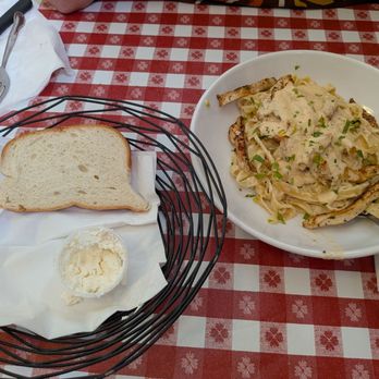Pompilios - Italian Near Me - Newport, Kentucky Pompilios - Italian Near Me - Newport, Kentucky
