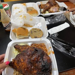 Bosco's Specialty Meats - Smoked chicken, potato salad, baked beans, & cookie