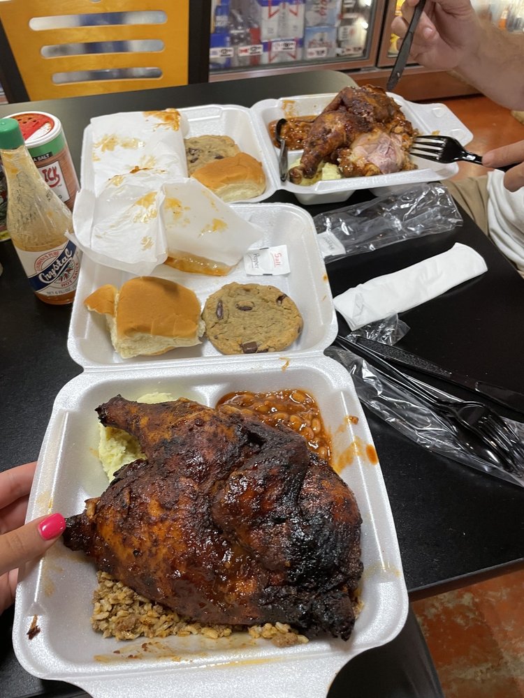 Bosco's Specialty Meats Logo