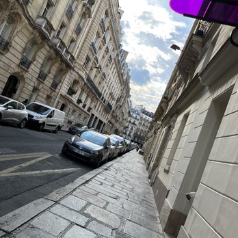 Idol Hotel Paris - Street view - Hotels Near Me - Paris, 75