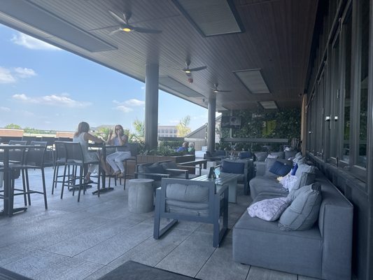 3UP Rooftop Lounge by null