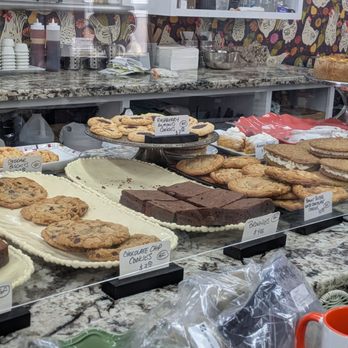 Hen House - Hen House - desserts and different flavors of quiche - Sandwiches Near Me - Gretna, Louisiana Hen House - Hen House - desserts and different flavors of quiche - Sandwiches Near Me - Gretna, Louisiana