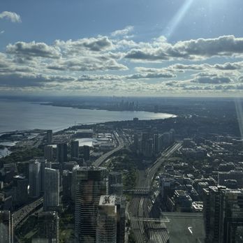 360 Restaurant - View - Canadian (New) Near Me - Toronto, Ontario