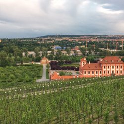 Vinotéka sv. Klára - Pohled na Zamek Troja