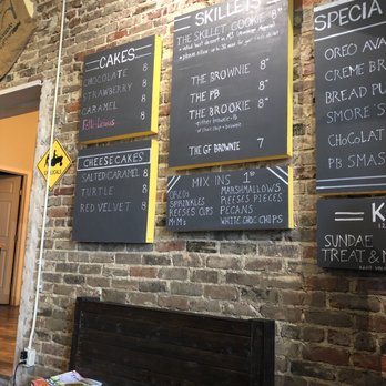 Crave - Really wanted to try the skillet, but didn't have the time to wait. Another day, another day. - Desserts Near Me - Tupelo, Mississippi