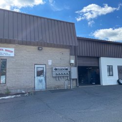 The Wheel Shop - Office and bays