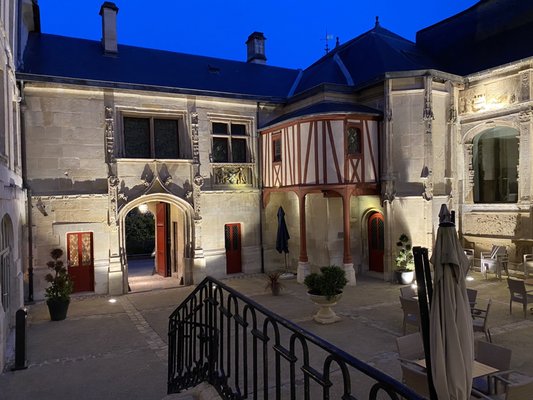 Hotel de Bourgtheroulde, Autograph Collection by null