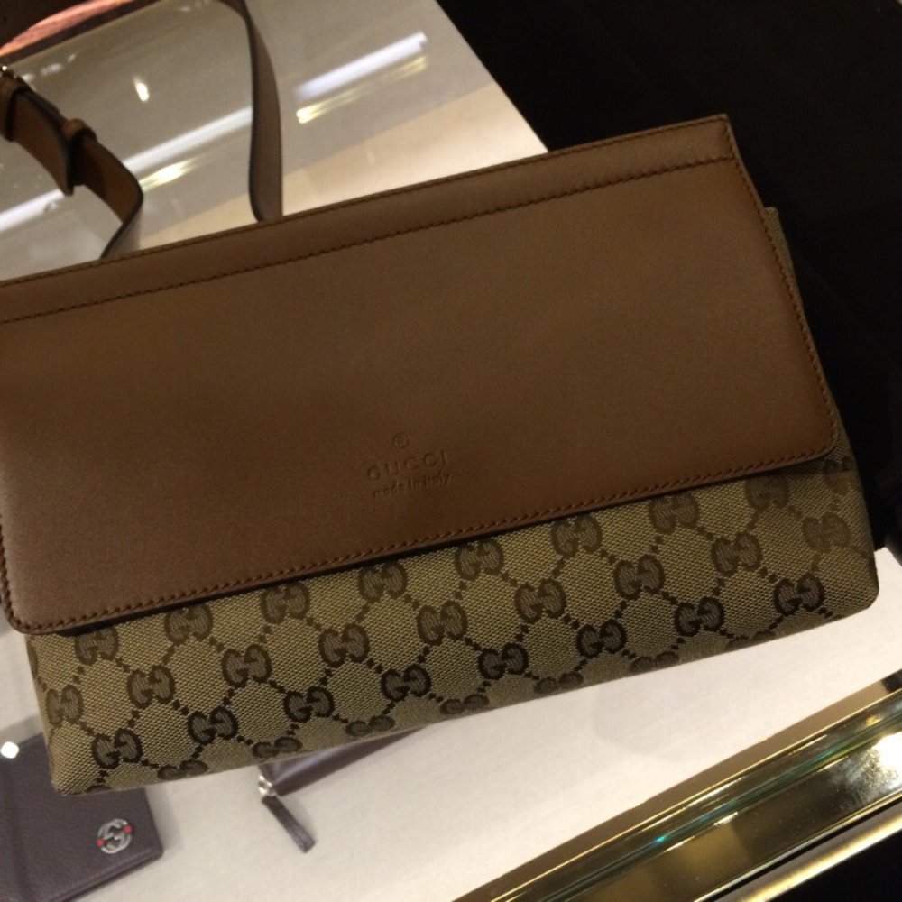 Gucci - Fanny pack - Leather Goods Near Me - Honolulu, Hawaii Gucci - Fanny pack - Leather Goods Near Me - Honolulu, Hawaii