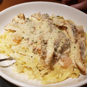 Olive Garden Italian Restaurant - Chicken alfredo added shrimp - Italian Near Me - Avon, Indiana Olive Garden Italian Restaurant - Chicken alfredo added shrimp - Italian Near Me - Avon, Indiana