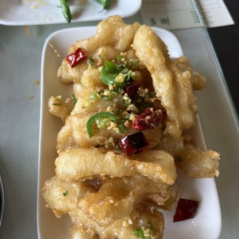 Lucky House - Deep Fried Squid w/ Dry Salt & Pepper - Dim Sum Near Me - Kent, Washington Lucky House - Deep Fried Squid w/ Dry Salt & Pepper - Dim Sum Near Me - Kent, Washington