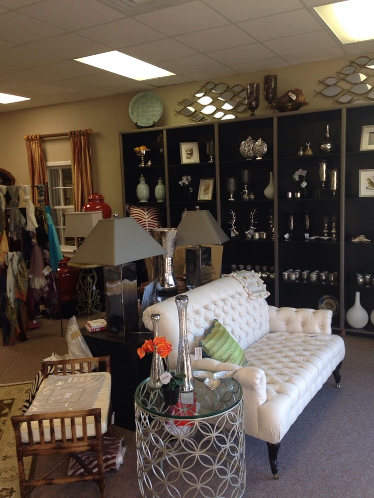 ARTEE FABRICS & HOME Updated October 2024 7016B Market St