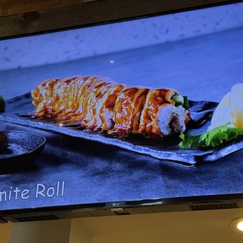 Unique Cafe - Dynamite Roll - Japanese Near Me - Ontario, California