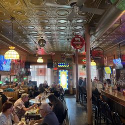 Prush's Bar & Grill