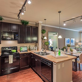 Artisan at Brightleaf Apartments - Apartments Near Me - Durham, North Carolina Artisan at Brightleaf Apartments - Apartments Near Me - Durham, North Carolina