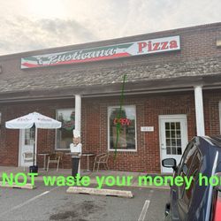 Rusticana Pizza 2 - Entrance