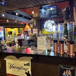 Maddogs Grill - Bar....nice.