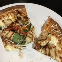 Frankie's - White chicken pizza