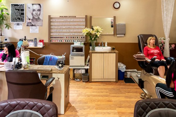 DIVINE ORGANIC NAIL SALON - 240 Photos & 84 Reviews - Nail Salons - 231