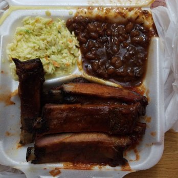 Interstate Barbecue - Pork rib plate. Everything tasted a WEEK OLD. The ribs were super dry and tough. Nothing was fresh. I tossed the entire plate. NEVER AGAIN. - Barbeque Near Me - Memphis, Tennessee
