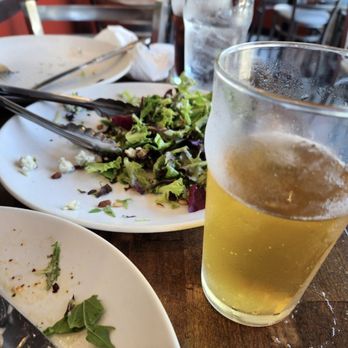 Apizza Doho - Simple salad and Show Me Your Roots Blonde Ale - Pizza Near Me - Dana Point, California Apizza Doho - Simple salad and Show Me Your Roots Blonde Ale - Pizza Near Me - Dana Point, California
