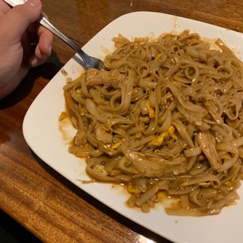 Toyko sushi - Pad Thai (without carrots and peanuts) - Japanese Near Me - Royal Oak, Michigan Toyko sushi - Pad Thai (without carrots and peanuts) - Japanese Near Me - Royal Oak, Michigan