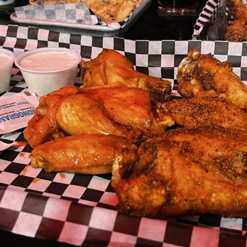Broad St Burger - Burgers Near Me - Statesville, North Carolina