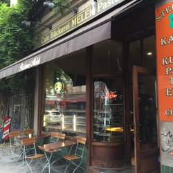Melek Pastanesi