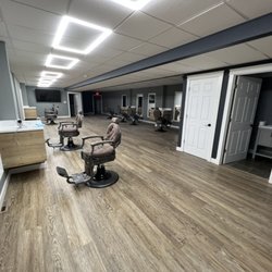 BR Barber Lounge No. 3