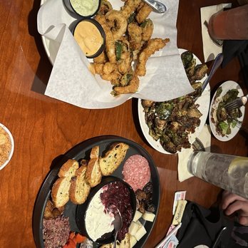 Elbow Room - New American Near Me - Fresno, California Elbow Room - New American Near Me - Fresno, California