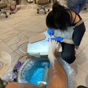 Ceci Nail Lounge - Jing was great - Nail Salons Near Me - Orlando, Florida