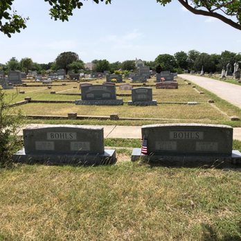 Immanual Lutheran - Bohls and Pfluger graves - Funeral Services & Cemeteries Near Me - Pflugerville, Texas Immanual Lutheran - Bohls and Pfluger graves - Funeral Services & Cemeteries Near Me - Pflugerville, Texas