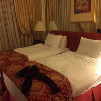 Executive Hotel LeSoleil - 2 doubles - Hotels Near Me - Vancouver, British Columbia
