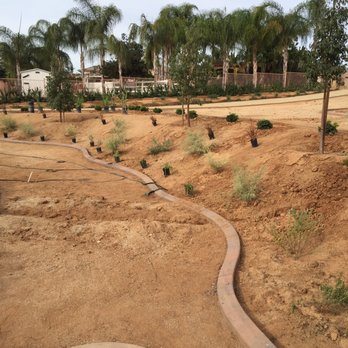 Alternative Edge Custom Curb Design - Define an area - Landscaping Near Me Alternative Edge Custom Curb Design - Define an area - Landscaping Near Me