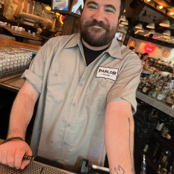 Parlor Pizza Bar - River North - Brendan the bartender - Pizza Near Me - Chicago, Illinois Parlor Pizza Bar - River North - Brendan the bartender - Pizza Near Me - Chicago, Illinois