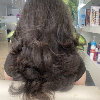 Merci Blowdry Bar - Hair Salons Near Me - Los Angeles, California Merci Blowdry Bar - Hair Salons Near Me - Los Angeles, California