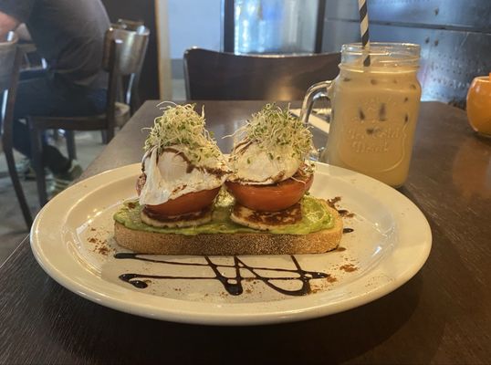 Le Monde Cafe by null